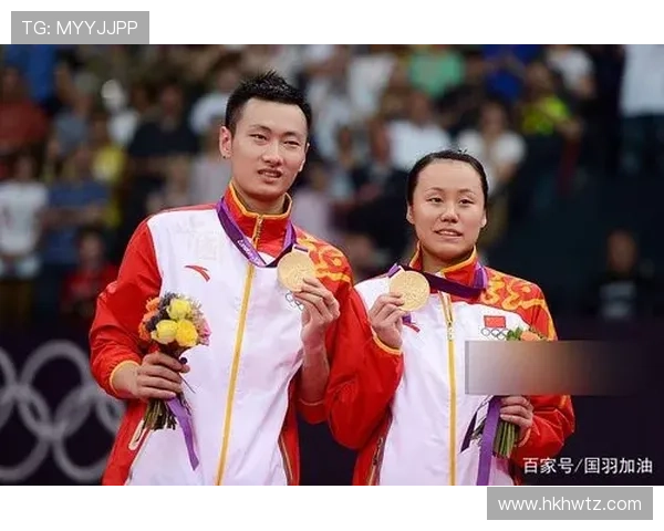 杭州羽毛球队与上海羽毛球队赛后复盘分析双方状态与表现对比