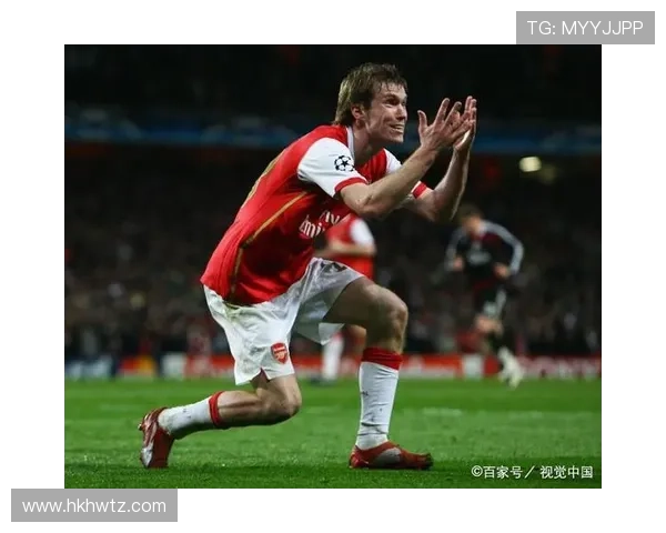 林字足球明星的辉煌历程与成就解析，探索他们在绿茵场上的传奇故事与影响力